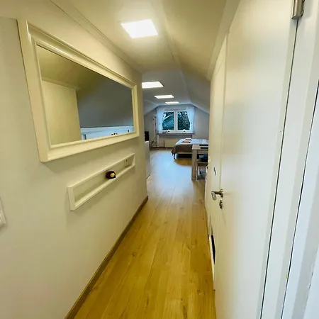 Klimatisierte In Seenaehe Apartmán *