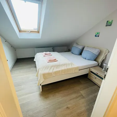 Klimatisierte In Seenaehe Apartmán Zulpich