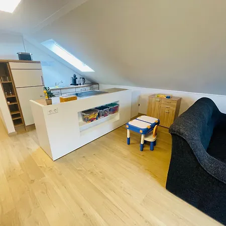 Klimatisierte In Seenaehe * Zulpich